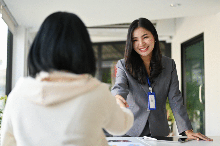 Smart Solutions for Overcoming HRIS Limitations with Hurey