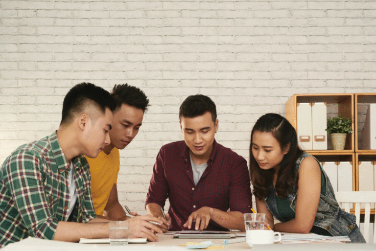 Streamlining Workforce Management with HRIS