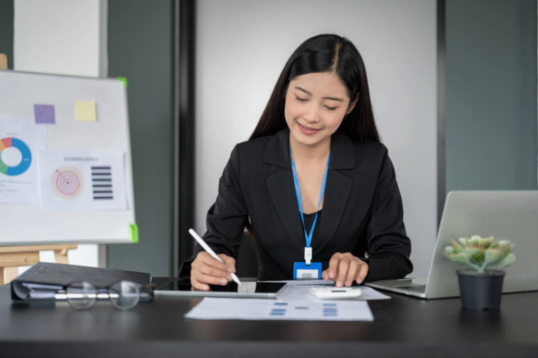 Year-End HR Planning with HRIS