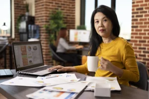 Resolve Timesheet Anomalies with Hurey